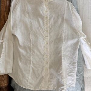 KRISTA LARSON 100% LINEN BUTTON-DOWN SHIRT IN CREAMY WHITE OSFM